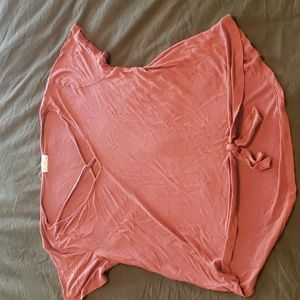 Women's pink shirt